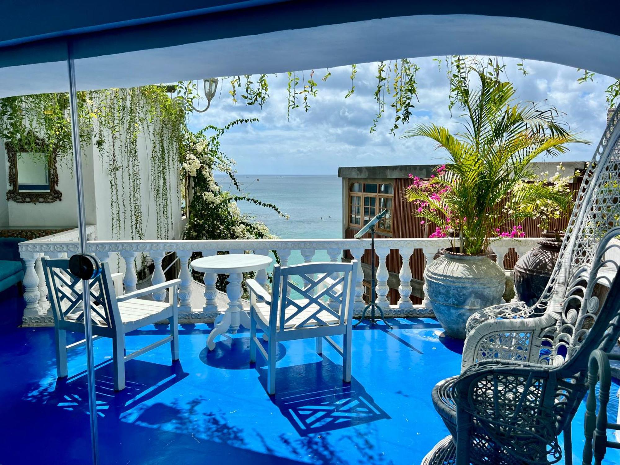 Morabito Art Cliff Villa Uluwatu Buitenkant foto
